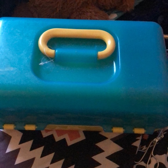 make up box - Picture 2 of 2